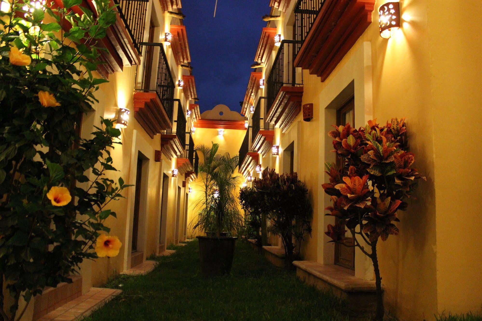 Hotel Casa Conzatti Oaxaca Kültér fotó