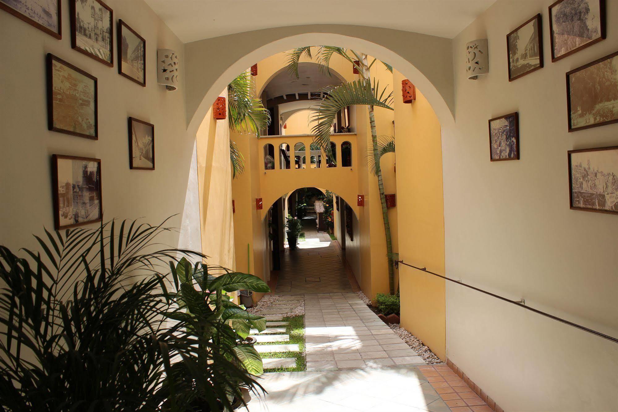 Hotel Casa Conzatti Oaxaca Kültér fotó